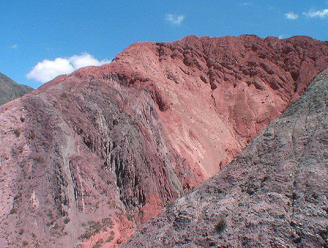 Purmamarca color rock