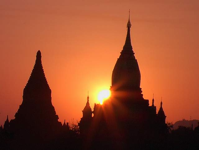 sunset Bagan