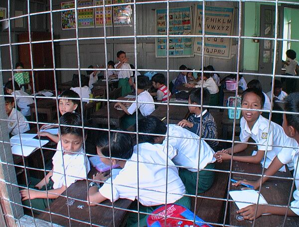 Birmanie ecole Yangoon