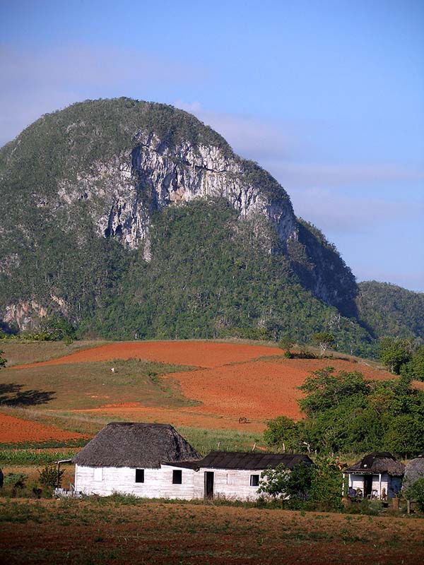 Vinales_mogotte