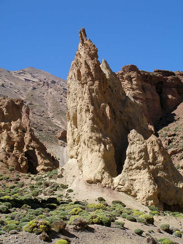 27-yellow_rocks