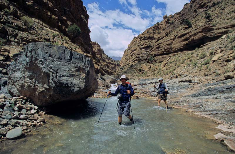 47c-rivers_walking